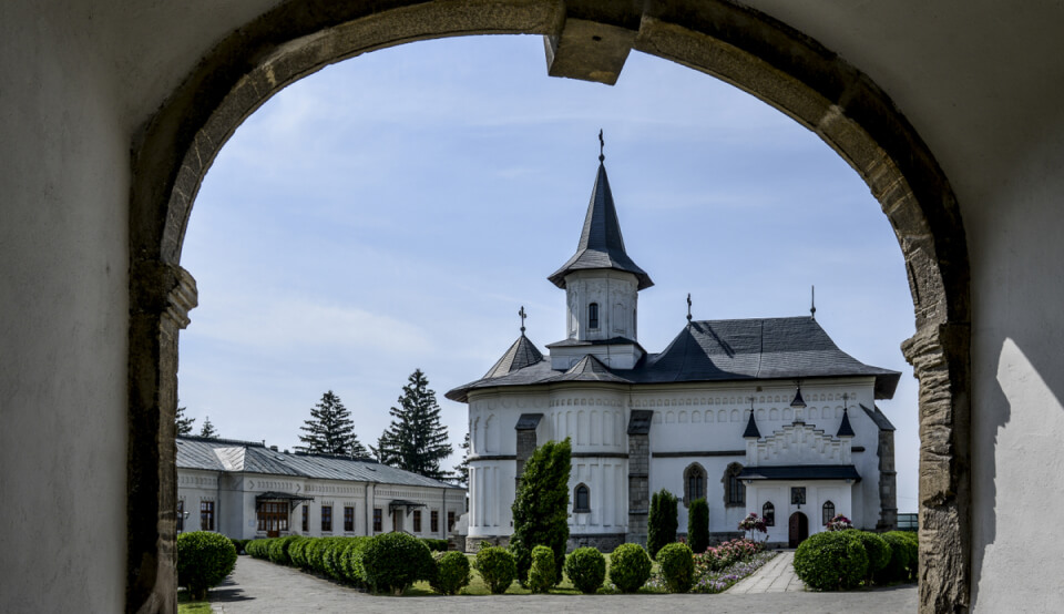Arhiepiscopia Romanului și Bacăului